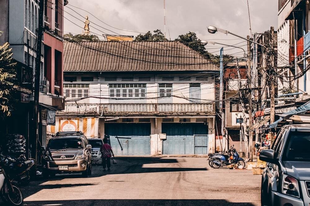 tias_garage_02